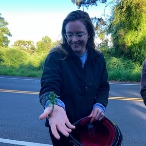 Meet your Posher, Ladara